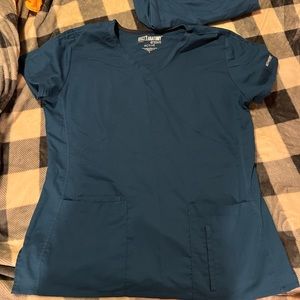 Grey’s Anatomy Caribbean blue active scrub set SIZE L